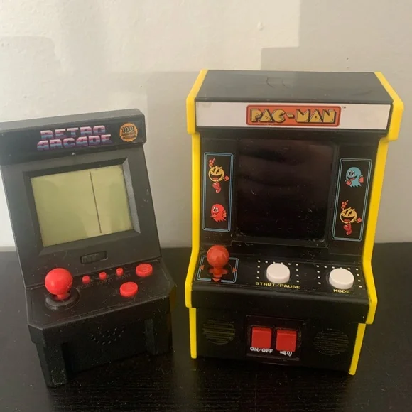 Pac-Man Desktop Arcade Game Mini Plus Extra