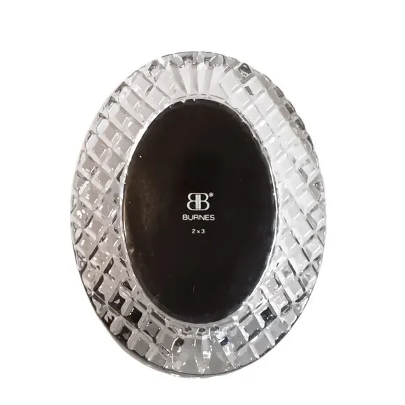 VTG Miniature Crystal Glass Photo Frame Oval Diamond Pattern 4.5x3.25 Photo 2x3