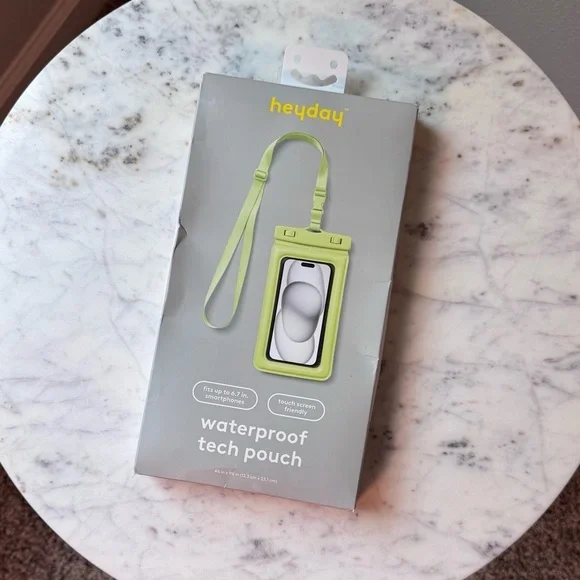 Heyday Waterproof Tech Pouch - Green