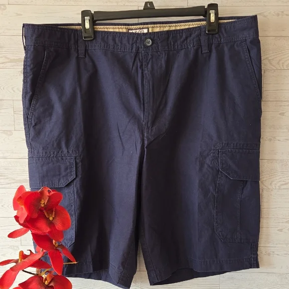 Men's Izod Navy Cargo Shorts Sz 40