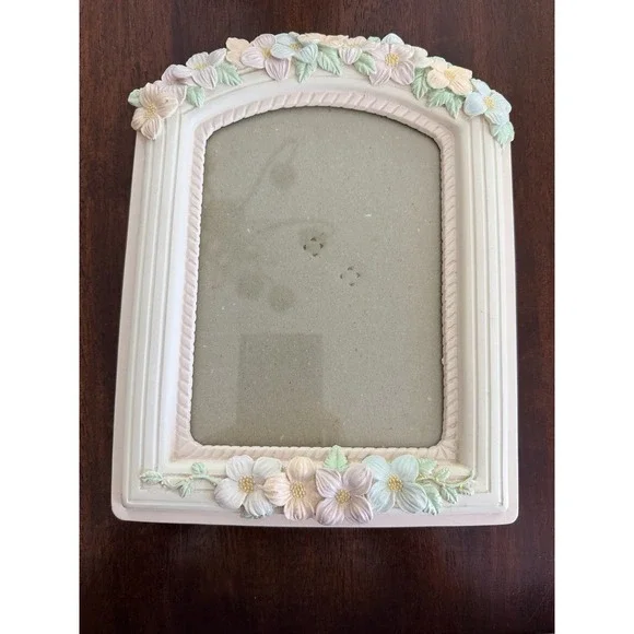 Vintage 3D Dogwood Flower Terragraphics Picture Frame 1988 Resin