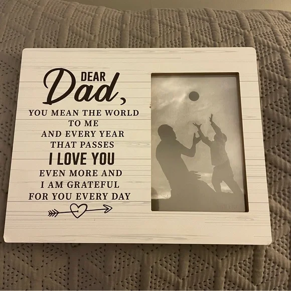 Dear Dad Grey Sentiment 4 x 6 Photo Frame