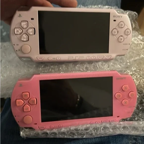 Sony PSP Handheld Console - Light Pink and Pink