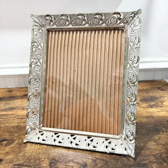 Vintage Metal Filigree Photo Picture Frame MCM Gold Brass Hollywood Regency
