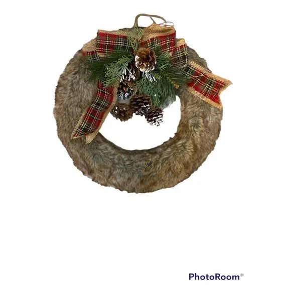 Christmas Faux Fur Rustic Wreath