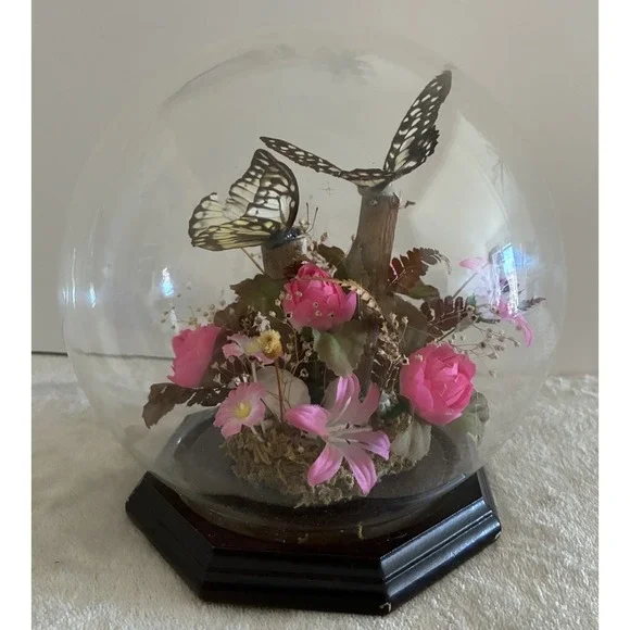 Vintage Butterfly Taxidermy Dried And Faux Pink Flowers‎ In Glass Dome Decor