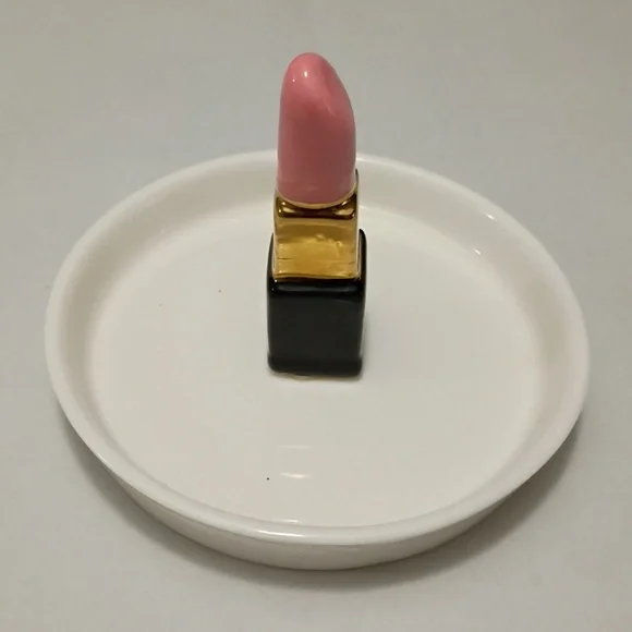 Lipstick Jewelry White Dish
