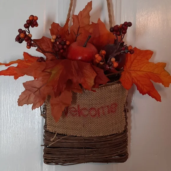 Welcome Basket Arrangement Hanging Small Lightweight Apartment Condo Door Wall