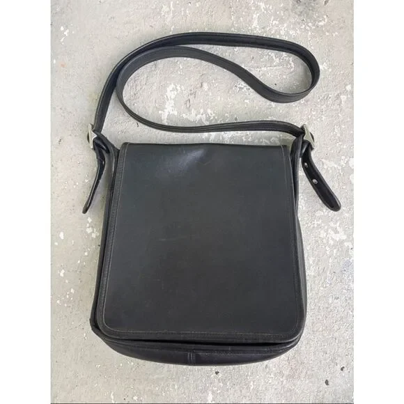 Coach vintage Legacy black bat