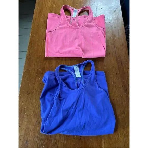 Ivivva bundle of girls racerback tank tops Pink and purple 12