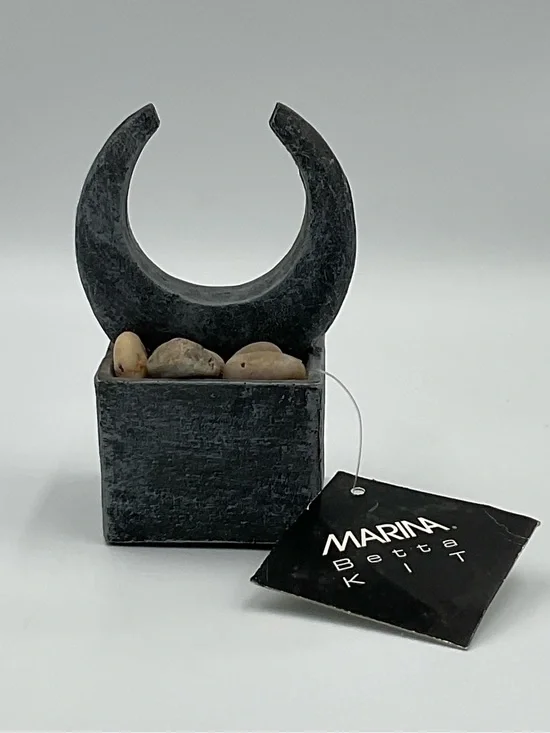 NWT Marina Betta Kit 2L Black Crescent Marble Mini Sculpture