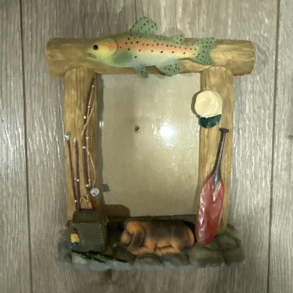 Vintage DEZINE Trout Bloodhound Fisherman Photo Frame‎ Fly Fish 3.5
