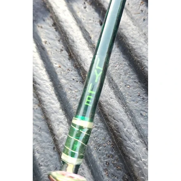 VTG Lyle Bamboo Fishing Rod 5'5in 67in Tigerwood handle Green Angler Light 1pc