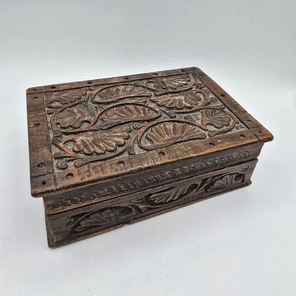 Vintage Unique Hand Carved Wood Hinged Trinket‎ Jewelry Box 7x5