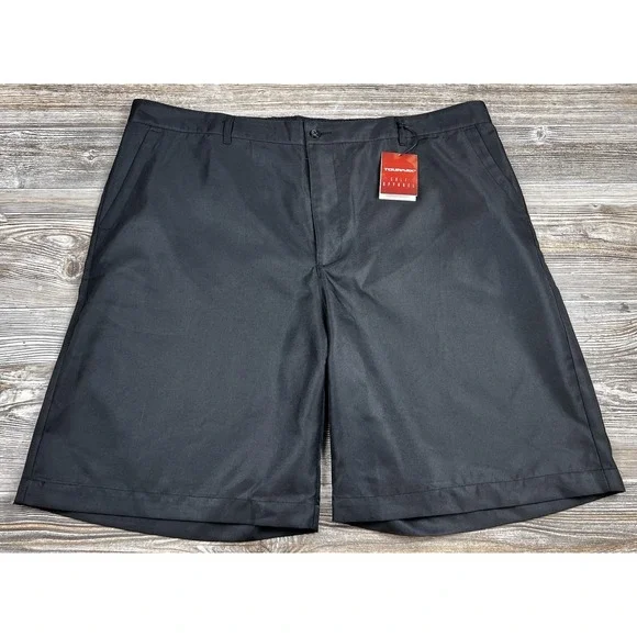 NWT Tourmax Size 42/9 Men's Black Golf Shorts Flat Front Chino Casual Resort‎