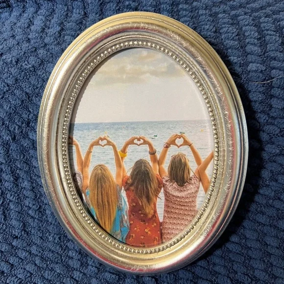New 4 x 6 Oval Frame Studio Nova Tuscany Silver