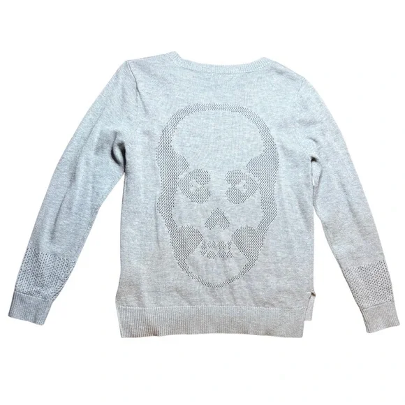 Me.N.U. Grey Sweater with Skull on the back girls size Small excellent condition