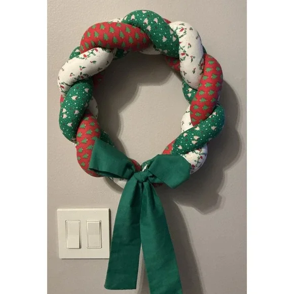 Vintage Handmade Braided Christmas Wreath Festive Red Green White‎ Fabric, Bow