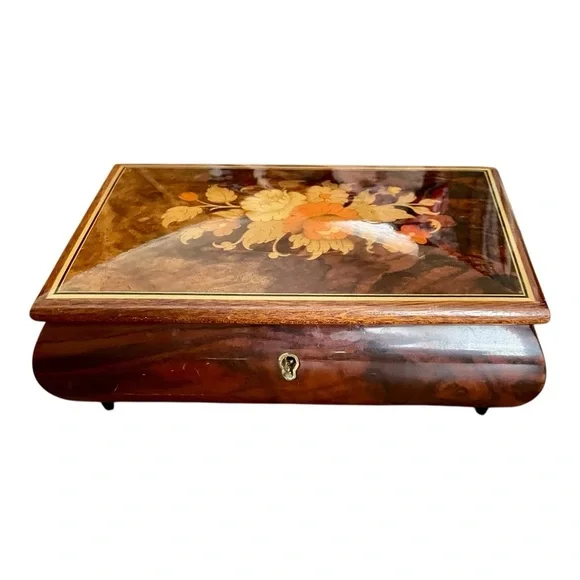Vintage Italian Musical Ornate Floral Marquetry Inlay High-Gloss Musical Box.