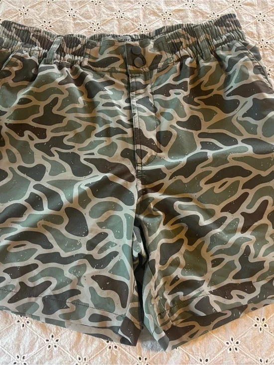 Men's Camo Burlebo Shorts - Green Multicolor, size S