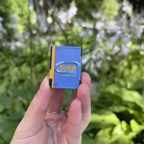 Kodak Li-ion Rechargeable battery‎ Only model KLIC-7002