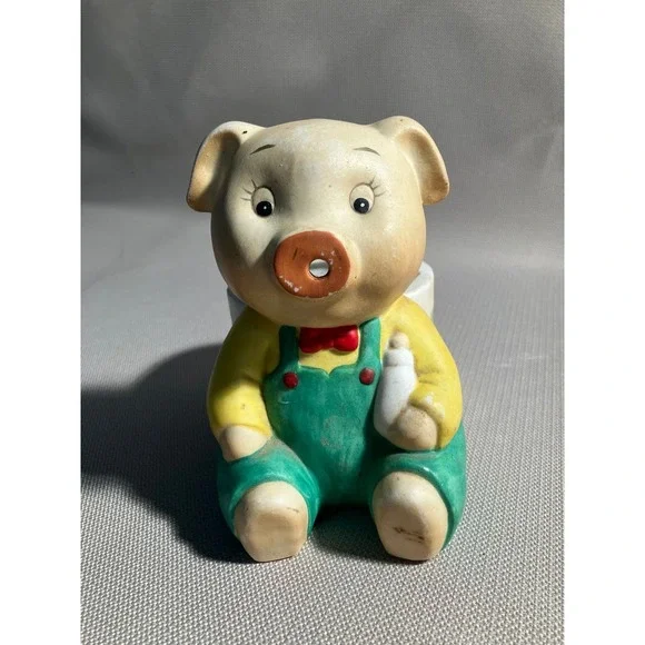 Pig Wearing‎ Overalls Planter Yellow Green Heart Baby Bottle Matte No Chips