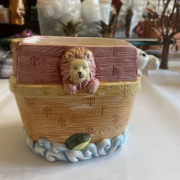 Noah's Ark Ceramic‎ Planter Elephant Hippo Bear Horse Dolphin Fish Lion