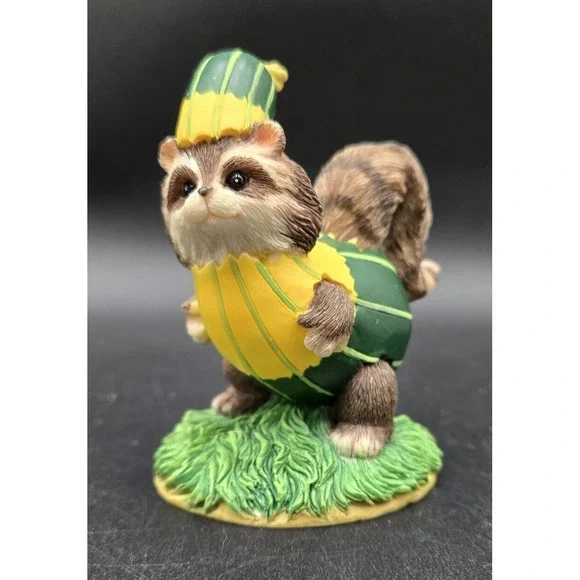 Charming‎ Tails REGINALD'S GOURD COSTUME Raccoon Figurine Signed DEAN GRIFF
