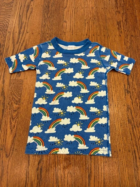 Hanna Andersson Short Sleeve Tee - Rain or Shine - Size 8