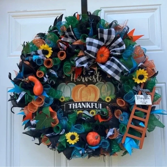 Fall Inspired Pumpkin Harvesting Wreath