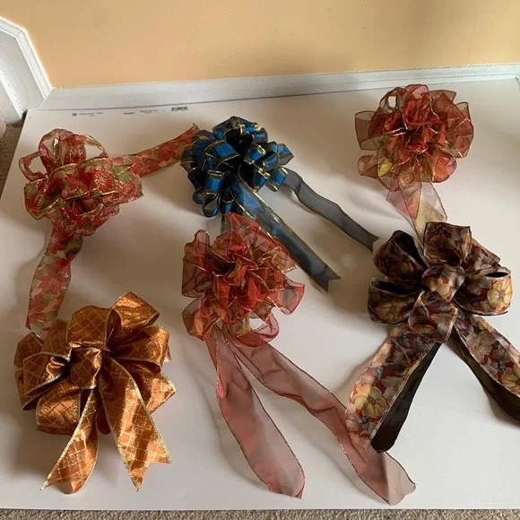 6 handcrafted bows for wreaths, gifts, etc