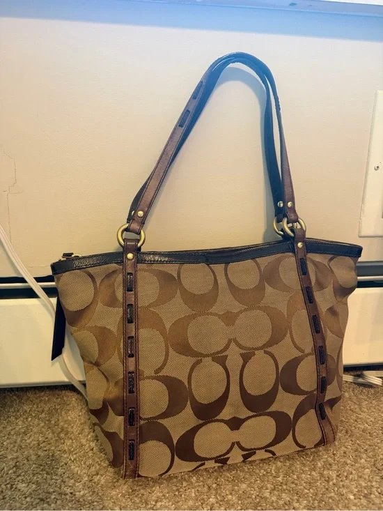Vintage Coach Signature Canvas Zip Tote Y2K