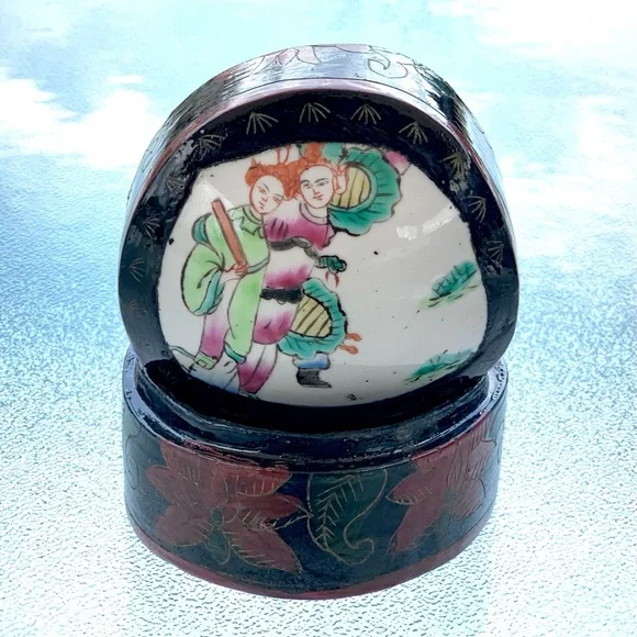Chinese Lacquer Shard Trinket Box