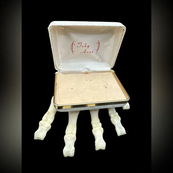 Vintage White Satin Floral Toby Anne Jewelry Box Vintage Bridal Jewelry Box
