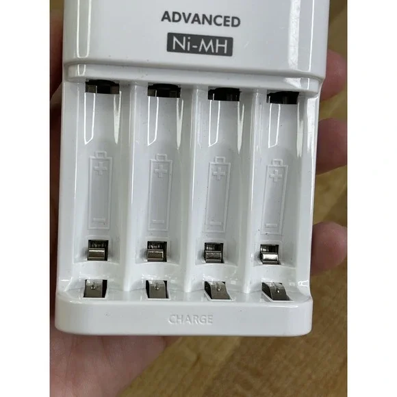 Genuine Panasonic BQ-CC17 Ni-MH AA/AAA Advanced Individual Battery Charger White