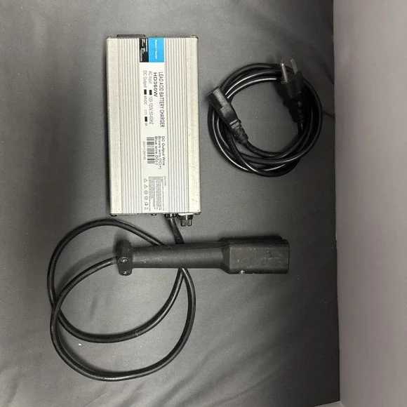 Lead Acid Battery Charger HD360W 100/120V,Output 48VDC, 3 Pin Round Plug