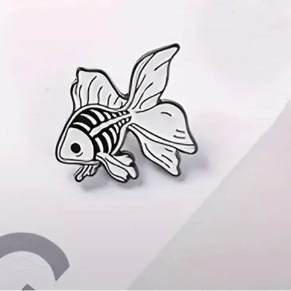 Black and White Skeleton Bones Fish Pin