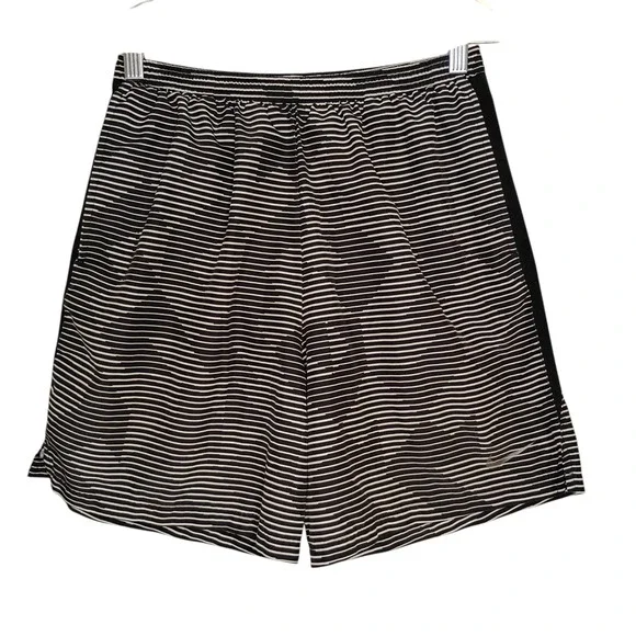 Nike Dry Element Running Challenger Shorts Mens Medium Black White Striped Brief