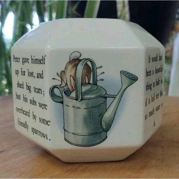 Vintage Wedgwood Beatrix Potter Peter Rabbit Piggy Bank Locking Childrens