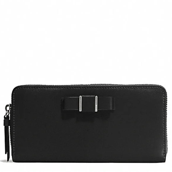 NWT COACH DARCY BOW ACCORDION ZIP WALLET