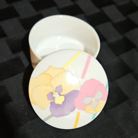 1980s Porcelain Trinket Dish with Pastel Pansies