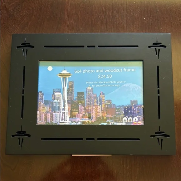 Space Needle Seattle Elegant Black Picture Frame Accent 6x4