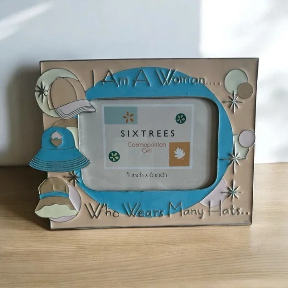 Sixtrees A Woman Who Wears Many Hats Cute Metal Enamel‎ Picture Frame 4X6 Mom