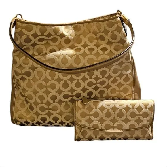 COACH Hallie tote bag with wallet