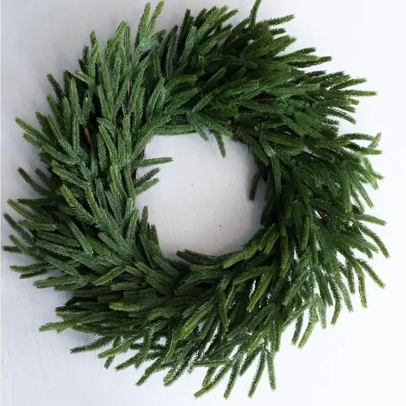 Green Holiday Wreath