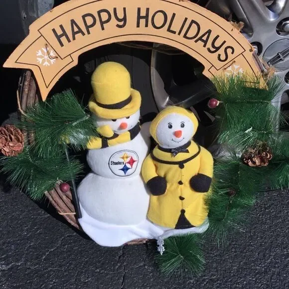 Home front door handmade Pittsburgh Steelers snowman football 🏈wreath 18 inch