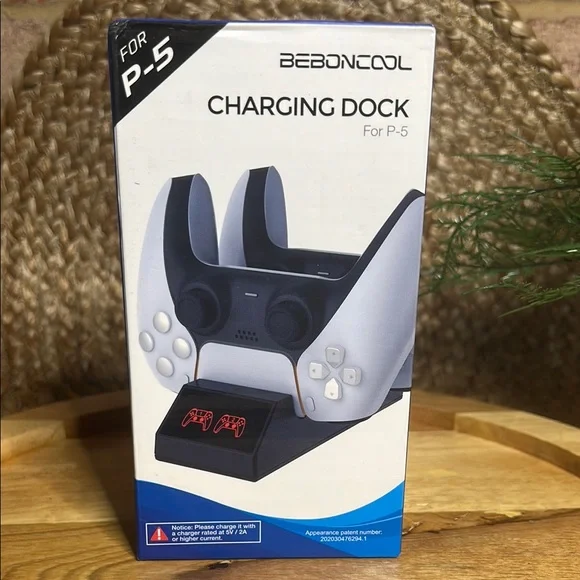 NEW Charging Dock for P-5 - Black and White