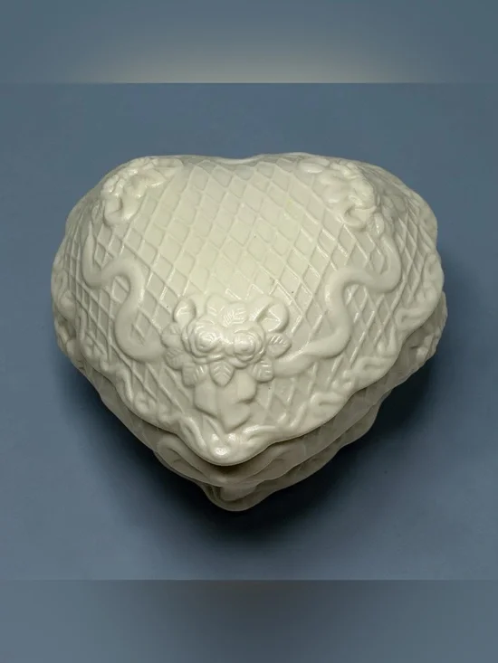 Ivory Ceramic Heart-Shaped Trinket Box Embossed Roses, Bow & Lattice Relief
