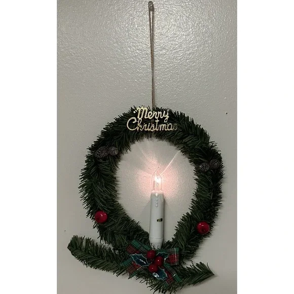 Vintage Lighted Candle Merry Christmas Wreath Hanging Window Decor NEW NOS