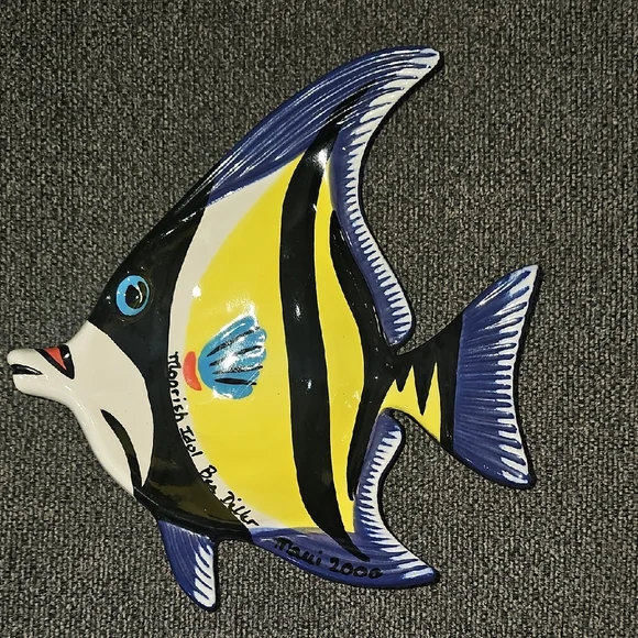 Handcrafted Ceramic Fish Table Decor - Yellow and Blue And Black